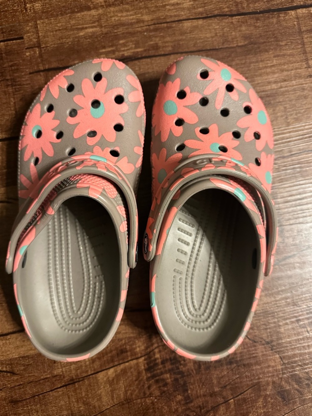 Women’s Floral Croc Clog Sandals - Pink Flowers on Taupe